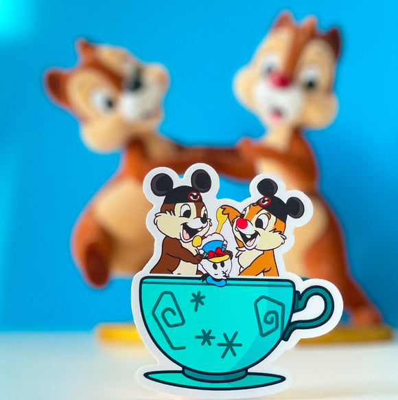 TEA CUP - Chipmunks & duck plush sticker